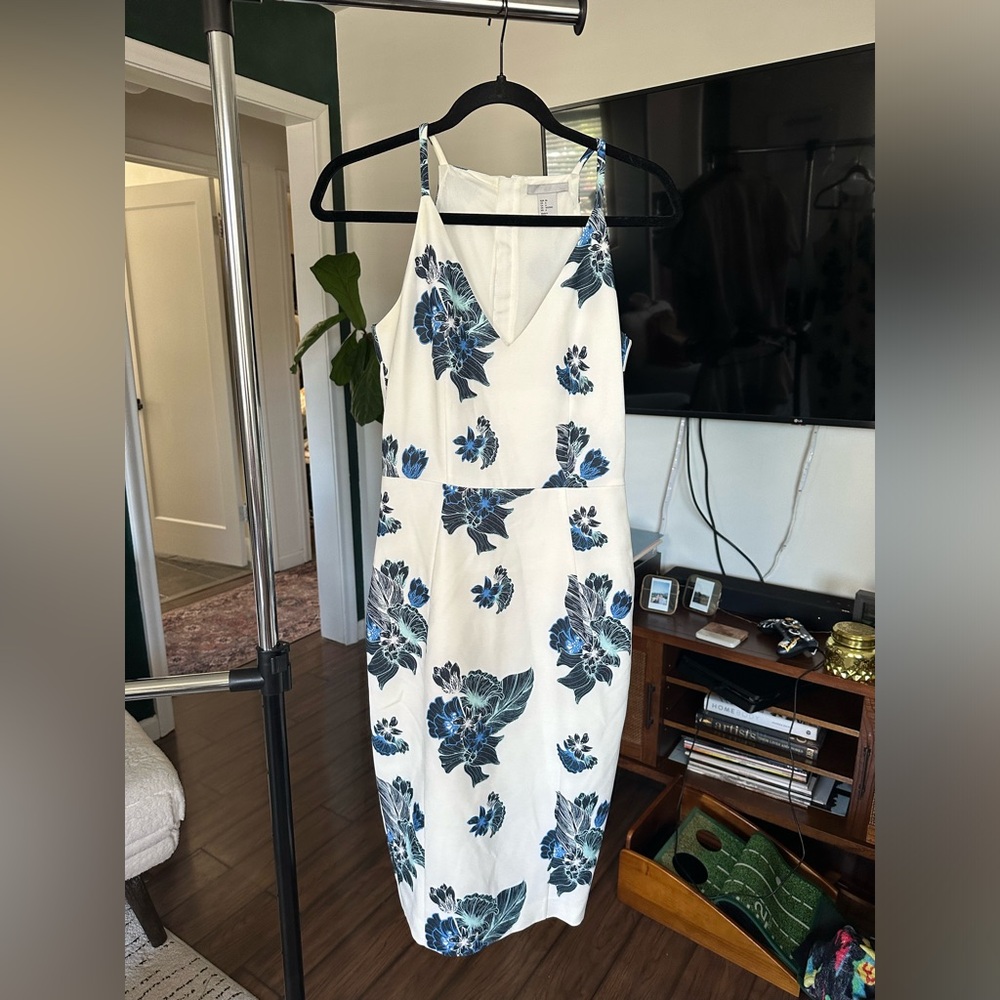 H&M - fitted floral midi dress